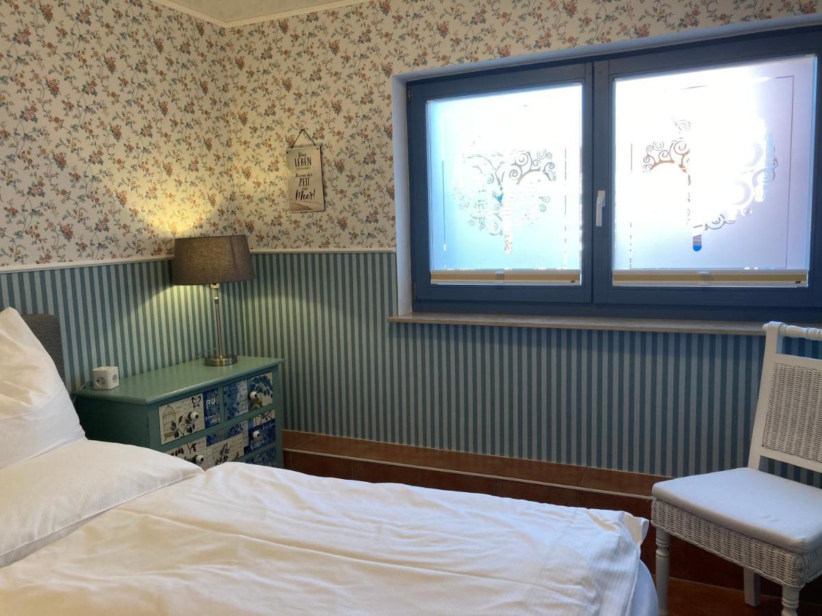 Gaestehaus Daheim Lohme Esterno foto